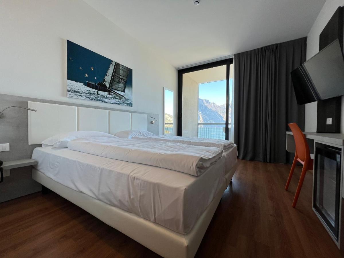 Wind Hotel Malcesine Exterior photo