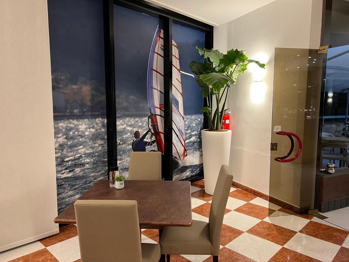 Wind Hotel Malcesine Exterior photo